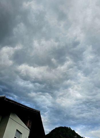 Trenutno stanje v Zasavju sonce in oblaki