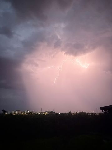 Nevihta proti Domžalam