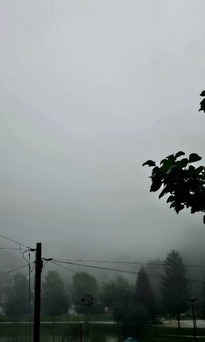 Močno megleno jutro Zasavje